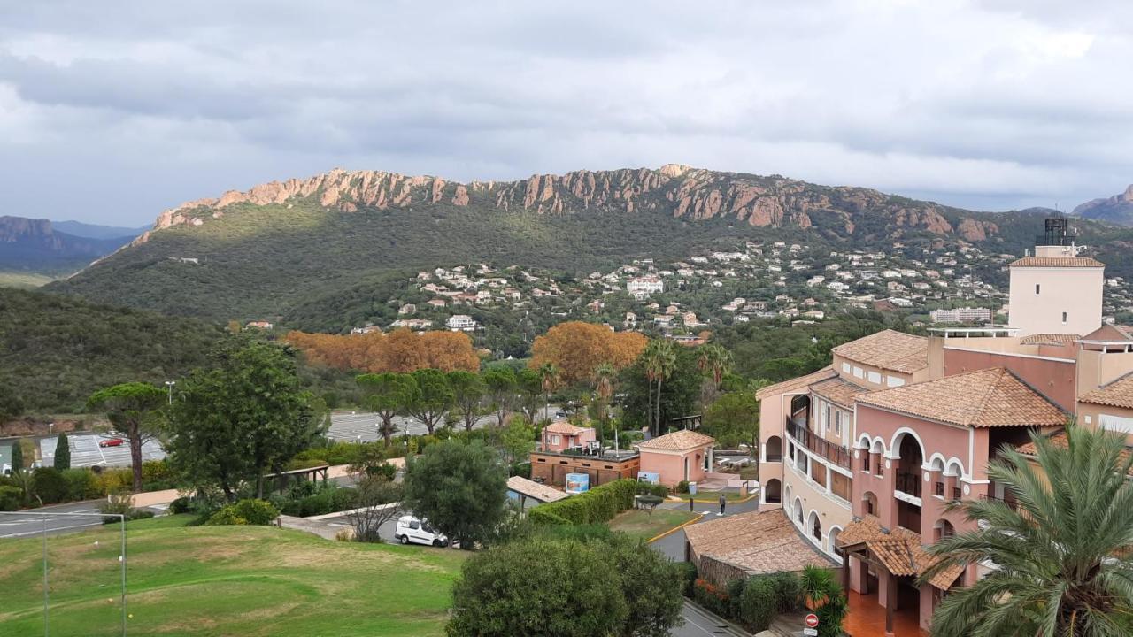 Huuummm C'Est La ! Beau T2 Cap Esterel Village Avec Clim ! Saint-Raphaël Exterior foto